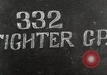 Standbild 332 Fighter Group mission Briefing Termoli Italien, 1944, aus Sekunde 51 historischem Filmmaterial Videoclip 65675062607