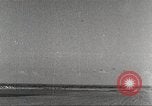 Immagine di Squadrone di P-51s da 32th Fighter Group volare in formazioni Termoli Italia, 1944, secondo 8 filmato di repertorio 65675062613