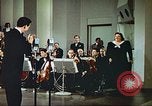 Immagine di Kate Smith cantano a Dio benedica l America United States USA, 1943, secondo 39 filmato di repertorio 65675062626