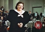 Immagine di Kate Smith cantano a Dio benedica l America United States USA, 1943, secondo 48 filmato di repertorio 65675062626