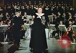 Immagine di Kate Smith cantano a Dio benedica l America United States USA, 1943, secondo 57 filmato di repertorio 65675062626