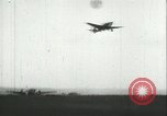 Image Attaque allemande de Kharkov Ukraine Seconde Guerre Mondiale Kharkov République socialiste soviétique d'Ukraine, 1941, de la seconde 14 séquences d'archives historiques vidéo 65675062657
