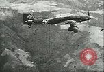 Image avions allemands dans le sud de la Yougoslavie, 1941, de la seconde 26 séquences d'archives historiques vidéo 65675062660