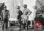 Immagine di Stati Uniti funzionari Texas Sacramento Mountains USA, 1931, secondo 54 filmato di repertorio 65675062669