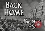 Standbild Kriegszeit-zuständen auf American Home vorne New York City USA, 1943, aus Sekunde 6 historischem Filmmaterial Videoclip 65675062685