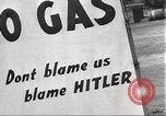 Standbild Kriegszeit-zuständen auf American Home vorne New York City USA, 1943, aus Sekunde 32 historischem Filmmaterial Videoclip 65675062685