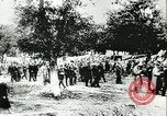 Standbild Sowjetische Massaker von Katyn Massengrab Winniza in der Ukraine Sowjetunion, 1943, aus Sekunde 3 historischem Filmmaterial Videoclip 65675062699