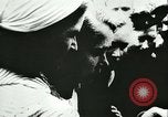 Standbild Sowjetische Massaker von Katyn Massengrab Winniza in der Ukraine Sowjetunion, 1943, aus Sekunde 32 historischem Filmmaterial Videoclip 65675062699