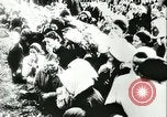 Standbild Sowjetische Massaker von Katyn Massengrab Winniza in der Ukraine Sowjetunion, 1943, aus Sekunde 60 historischem Filmmaterial Videoclip 65675062699