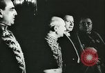 Immagine di Franco e asse diplomatici all ambasciata tedesca Madrid Spagna, 1942, secondo 37 filmato di repertorio 65675062700