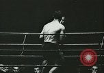 Image match de boxe en Allemagne Berlin Allemagne, 1942, de la seconde 7 séquences d'archives historiques vidéo 65675062705