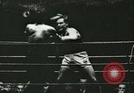 Image match de boxe en Allemagne Berlin Allemagne, 1942, de la seconde 8 séquences d'archives historiques vidéo 65675062705