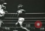 Image match de boxe en Allemagne Berlin Allemagne, 1942, de la seconde 17 séquences d'archives historiques vidéo 65675062705