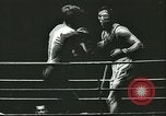 Image match de boxe en Allemagne Berlin Allemagne, 1942, de la seconde 58 séquences d'archives historiques vidéo 65675062705