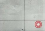 Standbild deutsche U-Boot U-564 Angriffe American sailing yacht Atlantik, 1942, aus Sekunde 3 historischem Filmmaterial Videoclip 65675062707