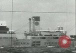 Standbild deutsche U-Boot U-564 Angriffe American sailing yacht Atlantik, 1942, aus Sekunde 17 historischem Filmmaterial Videoclip 65675062707