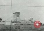 Standbild deutsche U-Boot U-564 Angriffe American sailing yacht Atlantik, 1942, aus Sekunde 18 historischem Filmmaterial Videoclip 65675062707