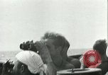 Standbild deutsche U-Boot U-564 Angriffe American sailing yacht Atlantik, 1942, aus Sekunde 58 historischem Filmmaterial Videoclip 65675062707