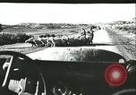 Standbild deutsche Beamte Tunesien Nordafrika, 1942, aus Sekunde 30 historischem Filmmaterial Videoclip 65675062708