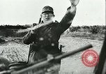 Standbild deutsche Beamte Tunesien Nordafrika, 1942, aus Sekunde 37 historischem Filmmaterial Videoclip 65675062708