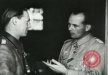 Standbild deutsche Beamte Tunesien Nordafrika, 1942, aus Sekunde 50 historischem Filmmaterial Videoclip 65675062708