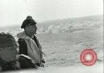 Standbild Deutsche offiziere Tunesien Nordafrika, 1942, aus Sekunde 25 historischem Filmmaterial Videoclip 65675062711