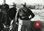 Standbild Deutsche offiziere Tunesien Nordafrika, 1942, aus Sekunde 59 historischem Filmmaterial Videoclip 65675062711