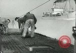 Immagine di Sommergibile tedesco di pattuglia Oceano atlantico, 1942, secondo 10 filmato di repertorio 65675062714