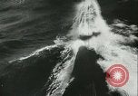 Immagine di Sommergibile tedesco di pattuglia Oceano atlantico, 1942, secondo 31 filmato di repertorio 65675062714