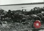 Image des soldats allemands à la rivière Don la Russie, 1942, de la seconde 36 séquences d'archives historiques vidéo 65675062716