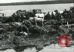 Image des soldats allemands à la rivière Don la Russie, 1942, de la seconde 38 séquences d'archives historiques vidéo 65675062716