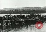 Image des soldats allemands à la rivière Don la Russie, 1942, de la seconde 46 séquences d'archives historiques vidéo 65675062716