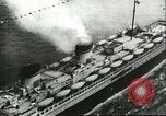 Standbild USA Merchant Marines United States USA, 1942, aus Sekunde 11 historischem Filmmaterial Videoclip 65675062737