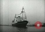 Standbild USA Merchant Marines United States USA, 1942, aus Sekunde 16 historischem Filmmaterial Videoclip 65675062737