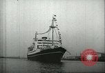 Standbild USA Merchant Marines United States USA, 1942, aus Sekunde 17 historischem Filmmaterial Videoclip 65675062737
