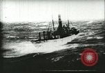 Standbild USA Merchant Marines United States USA, 1942, aus Sekunde 45 historischem Filmmaterial Videoclip 65675062737