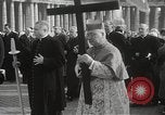 Image Francis Joseph Cardinal Spellman Cité du Vatican à Rome Italie, 1950, de la seconde 10 séquences d'archives historiques vidéo 65675062744