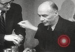 Standbild Deutsche Magier Deutschland, 1950, aus Sekunde 33 historischem Filmmaterial Videoclip 65675062746