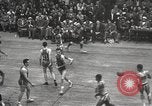 Standbild Basketball-Umzüge der Harlem Globetrotters White Plains New York USA, 1950, aus Sekunde 34 historischem Filmmaterial Videoclip 65675062747
