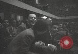 Standbild Basketball-Umzüge der Harlem Globetrotters White Plains New York USA, 1950, aus Sekunde 44 historischem Filmmaterial Videoclip 65675062747