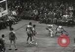 Standbild Basketball-Umzüge der Harlem Globetrotters White Plains New York USA, 1950, aus Sekunde 47 historischem Filmmaterial Videoclip 65675062747