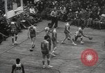 Standbild Basketball-Umzüge der Harlem Globetrotters White Plains New York USA, 1950, aus Sekunde 51 historischem Filmmaterial Videoclip 65675062747