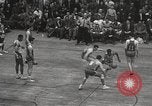 Standbild Basketball-Umzüge der Harlem Globetrotters White Plains New York USA, 1950, aus Sekunde 54 historischem Filmmaterial Videoclip 65675062747