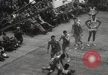 Standbild Basketball-Umzüge der Harlem Globetrotters White Plains New York USA, 1950, aus Sekunde 59 historischem Filmmaterial Videoclip 65675062747
