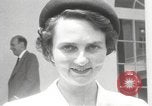 Standbild Genevieve de Galard-Terraube Washington DC USA, 1954, aus Sekunde 22 historischem Filmmaterial Videoclip 65675062758