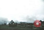 Image troupes de cavalerie de 1ère le Vietnam du Sud, 1966, de la seconde 19 séquences d'archives historiques vidéo 65675062769