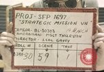 Standbild B-52D Stratofortress Thailand U-Tapao Air Base, 1968, aus Sekunde 6 historischem Filmmaterial Videoclip 65675062776