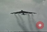 Standbild B-52D Stratofortress Thailand U-Tapao Air Base, 1968, aus Sekunde 15 historischem Filmmaterial Videoclip 65675062776