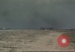Standbild B-52D Stratofortress Thailand U-Tapao Air Base, 1968, aus Sekunde 25 historischem Filmmaterial Videoclip 65675062776
