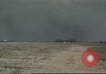 Standbild B-52D Stratofortress Thailand U-Tapao Air Base, 1968, aus Sekunde 28 historischem Filmmaterial Videoclip 65675062776